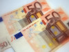 Pirmās pusstundas laikā jau 99% bankomātu izdos eiro